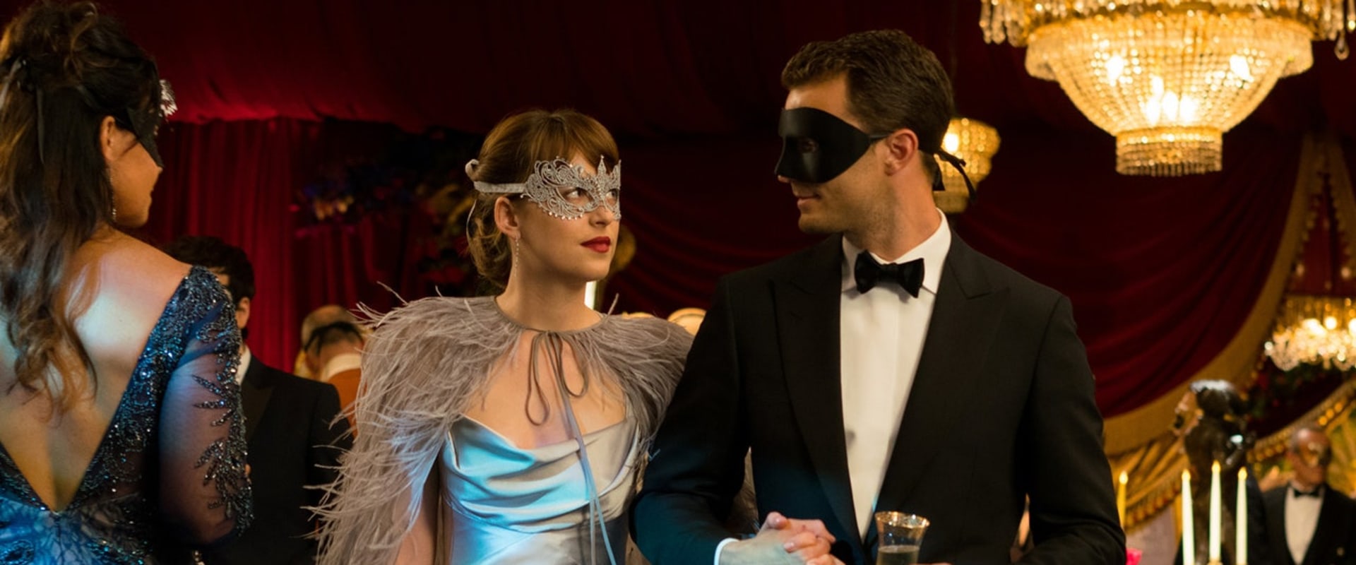 Understanding the Themes of Erotic Romance and Trauma in Fifty Shades of Grey